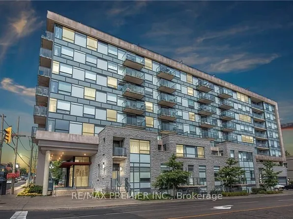 121 Queen St #212, Kingston, ON K7K 1A8