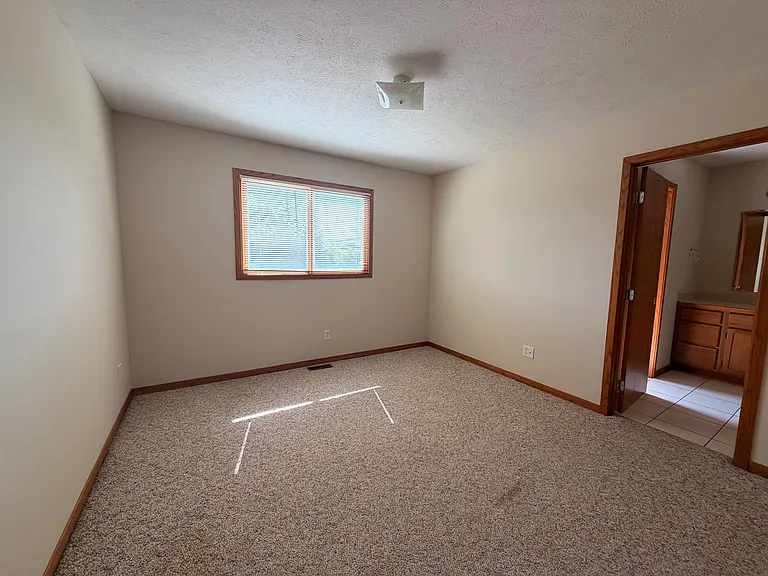 6769 Bent Grass Dr SE — Photo 11