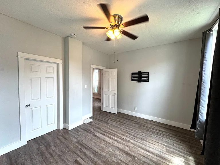 1242 Cottage Ave — Photo 14
