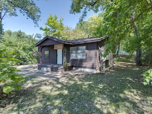 620 W Georgia St, Durant, OK 74701