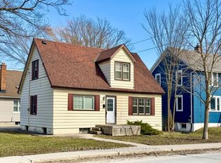 273 College St, Kingston, ON K7L 4M1