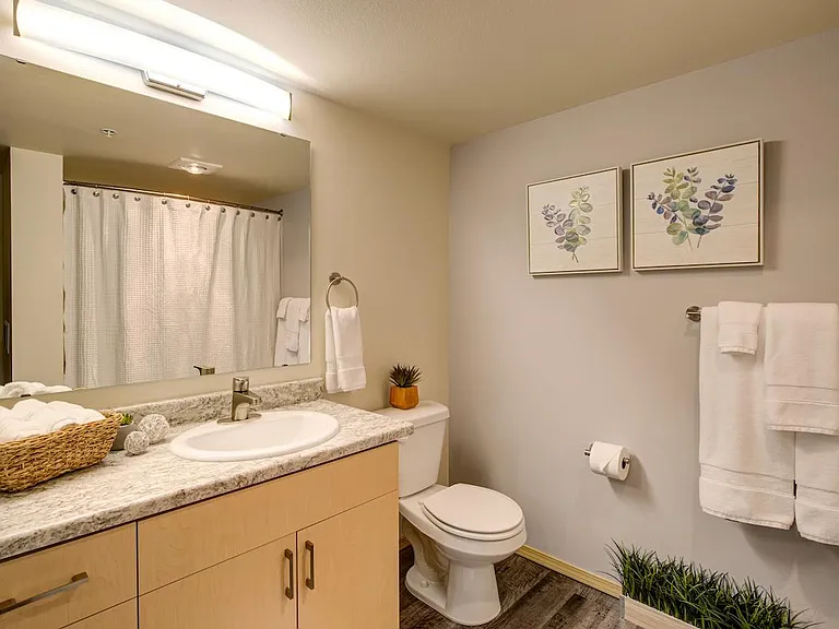 Crossroads Senior Living Apartments — Photo 10