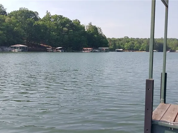 0 Lake Place Dr, Lavonia, GA 30553