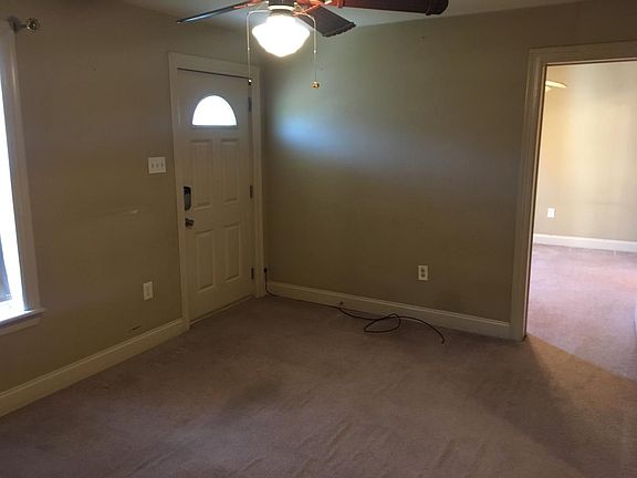 2nd image of 1215 Waller Ave