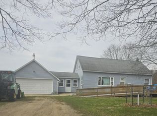 466 27th St, Allegan, MI
