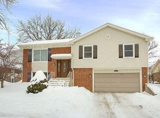 1411 Wales Dr, Wheaton, IL