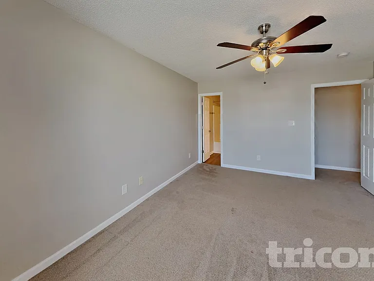 60 Rodney Ct — Photo 8