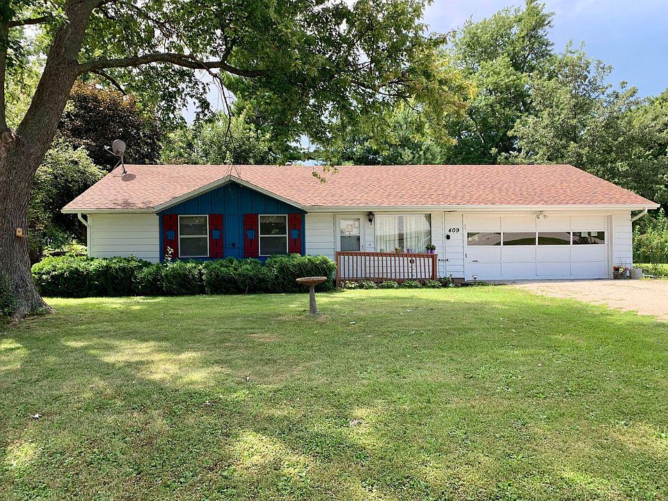 1st image of 409 Standish Dr