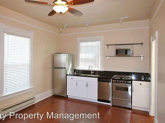 3rd image of 219 Ramona St APT 02