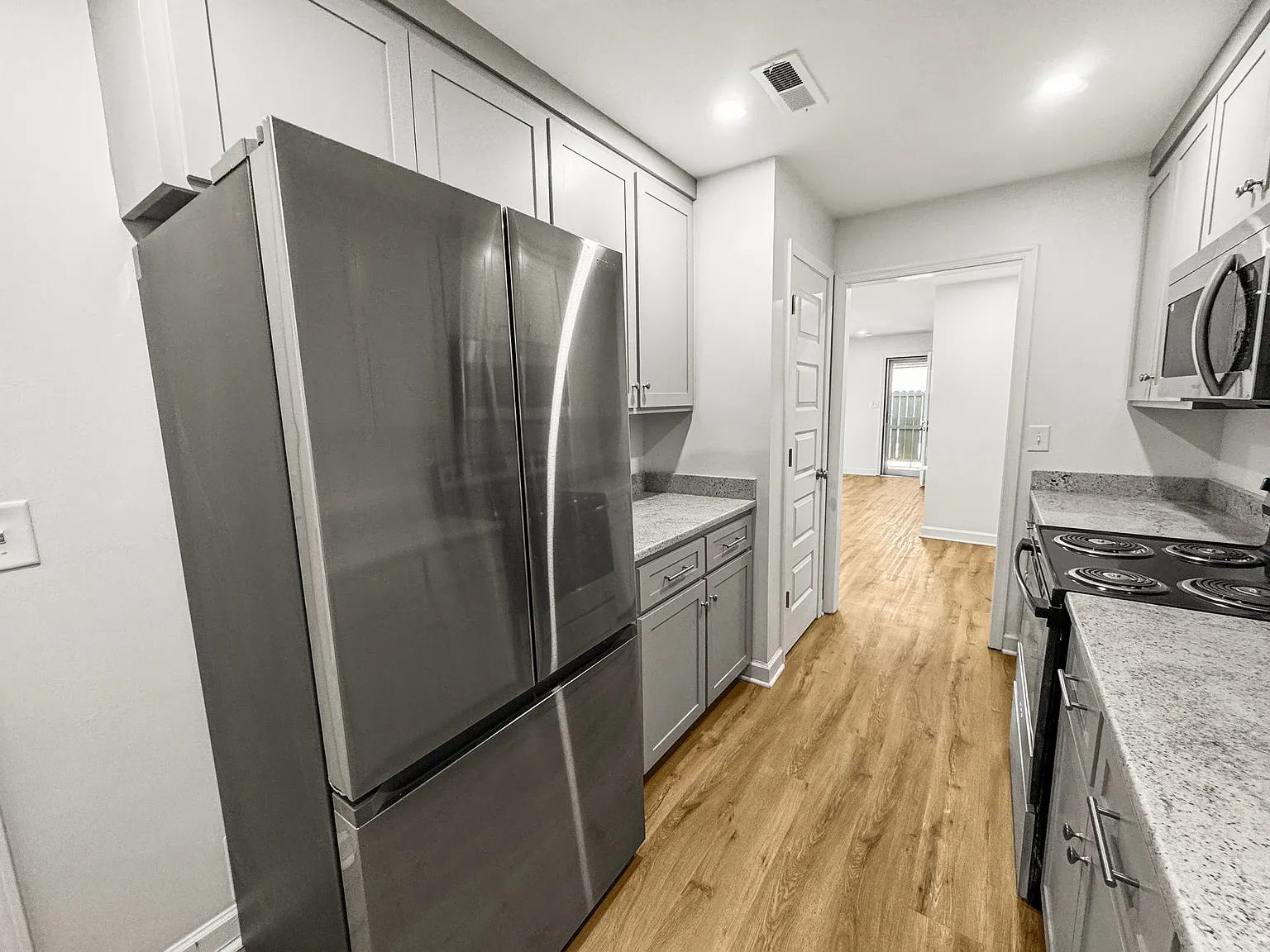 Experience comfortable and stylish living at Westridge Village Apartments — Photo 2