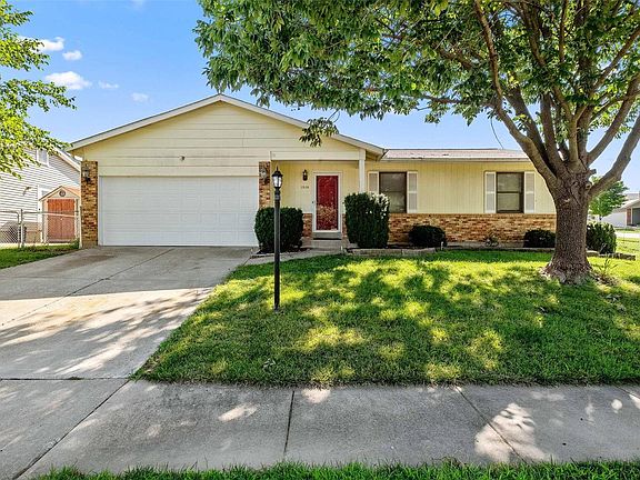 2nd image of 2808 James Christopher Dr