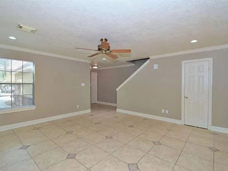 504 Texas St #B — Photo 7