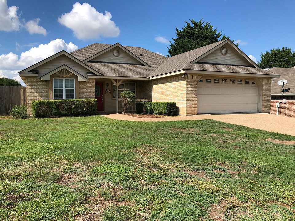 Home with 2 car garage