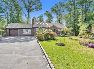 1399 Birch Hill Rd, Mountainside, NJ 07092