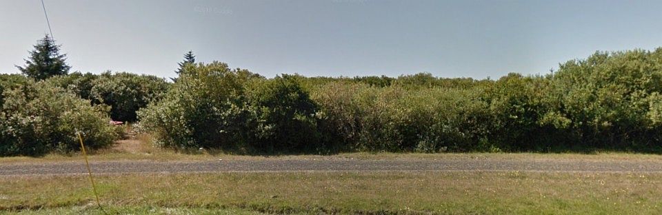 1st image of 137 Marine View Dr SE