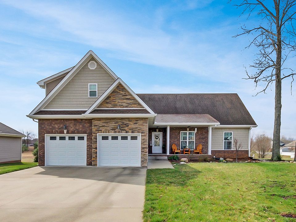 1st image of 270 Bellshire Dr