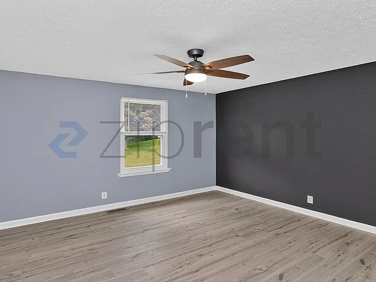 3207 Luann Dr — Photo 10