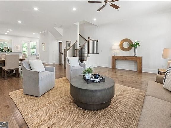5th image of 1233 Parkstead Ln