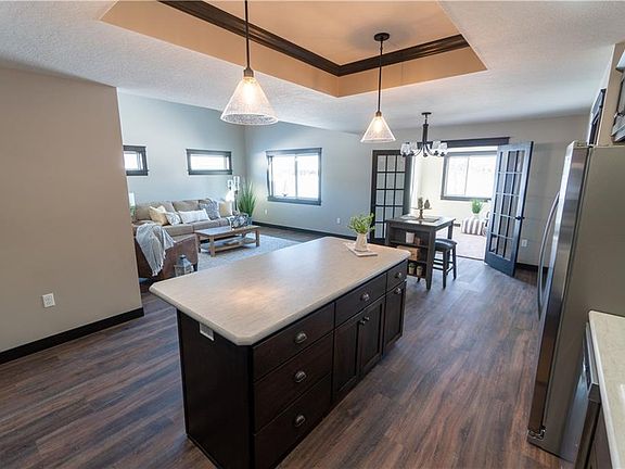 4th image of 1255 Parkland Dr