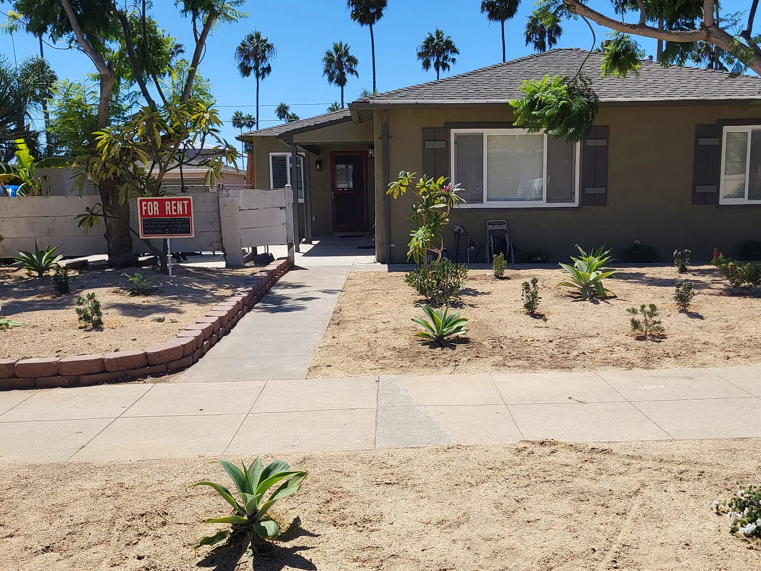 2 bed, 635 sqft, $2,700 — Photo 3