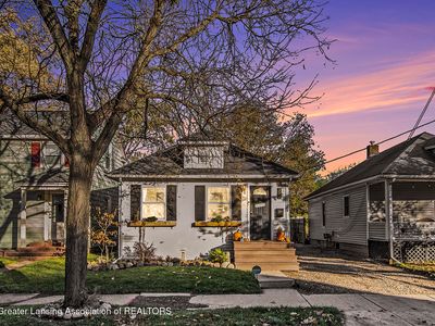 322 N Foster Ave, Lansing, MI, 48912