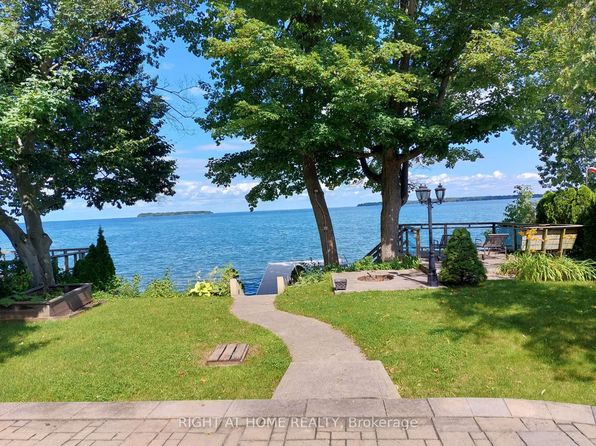 643 Lakelands Ave, Innisfil, ON L9S 4E5