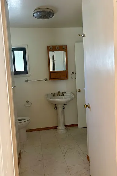 1900 Meadowbrook Dr — Photo 11