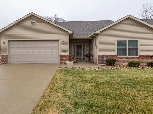 1505 August Hill Pl, Mt Zion, IL 62549