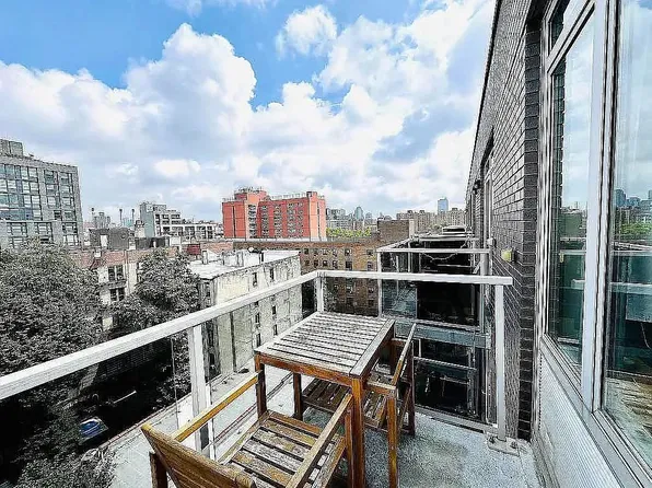 196 Stanton St, New York, NY