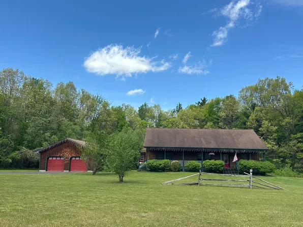 218 Sullivan Rd, Peru, NY 12972