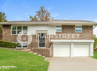 18006 E 27th St S, Independence, MO 64057