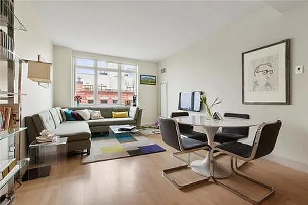 Sold by Khadeejah Johnson LREB | media 22