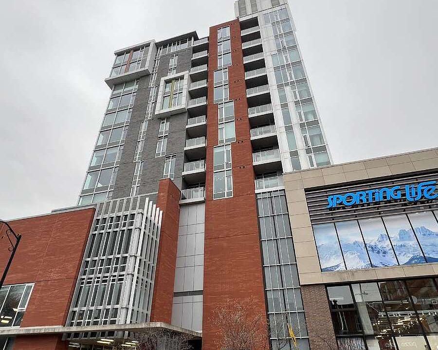 1st image of 118 Holmwood Ave #705