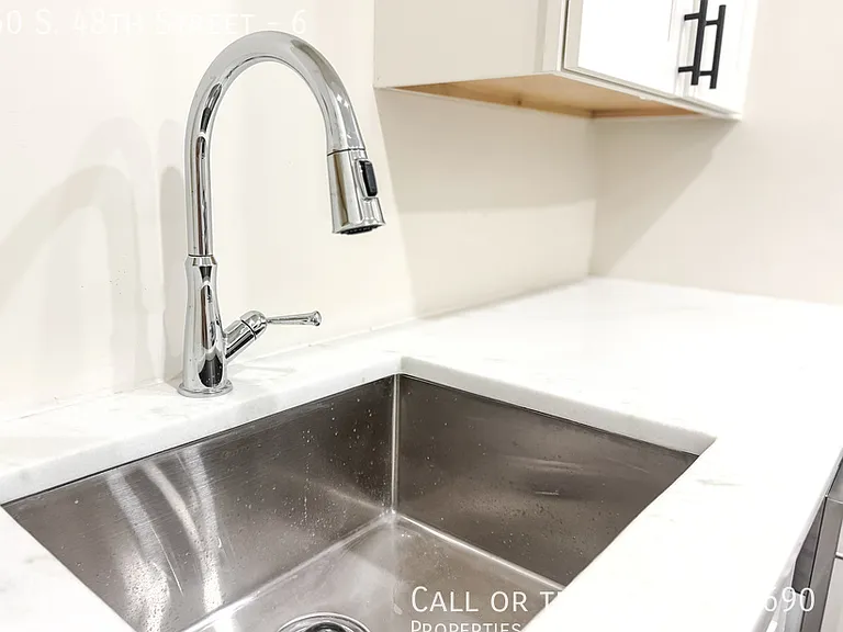 4350 S 48th St #6 — Photo 7