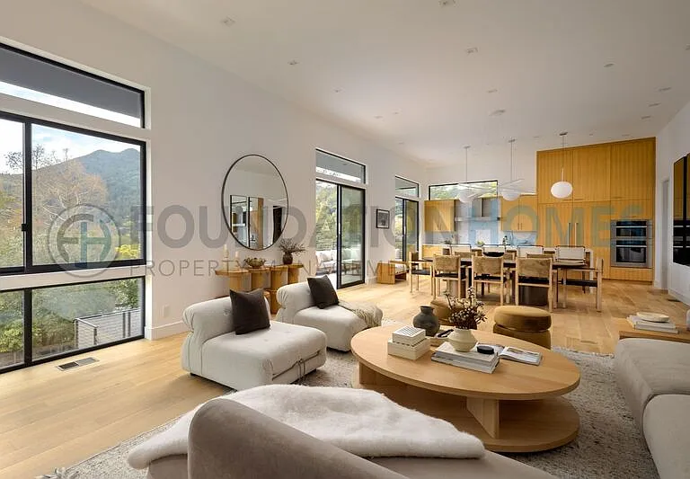 22 Rock Rd — Photo 4