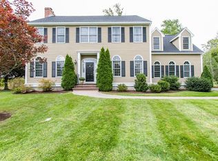 4 Apple Ridge Dr, Natick, MA 01760