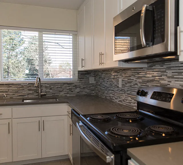 2421 S Gaylord St — Photo 28