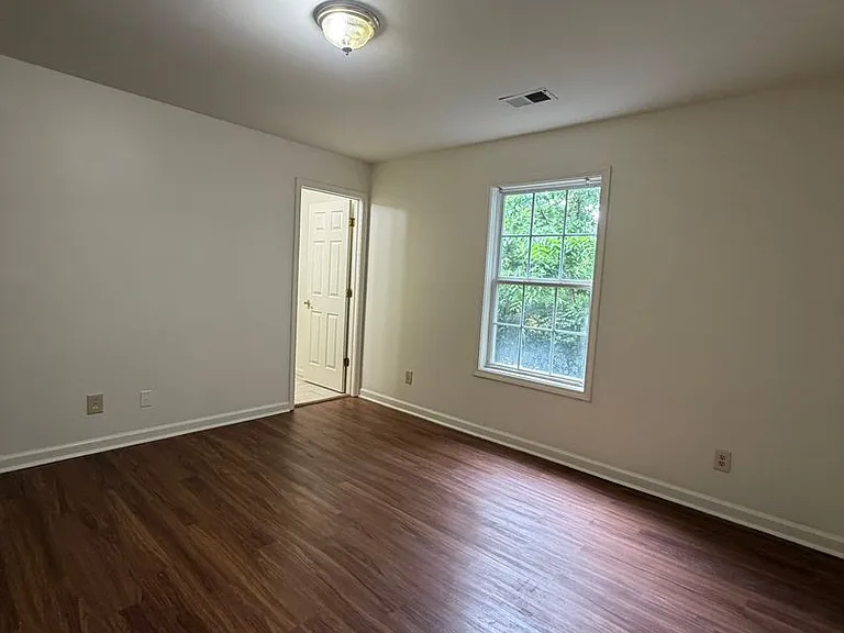 137 Macey Ave — Photo 9