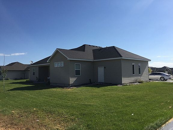 4th image of 139 Casa Dr