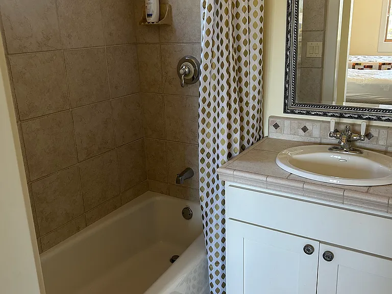 501 Rosebush Ct — Photo 2