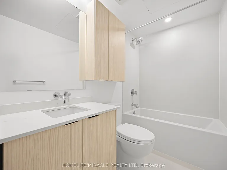 174 Clonmore Dr #9 — Photo 22