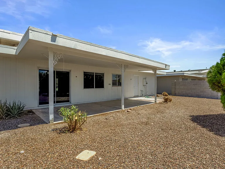 9213 W Briarwood Cir N — Photo 19