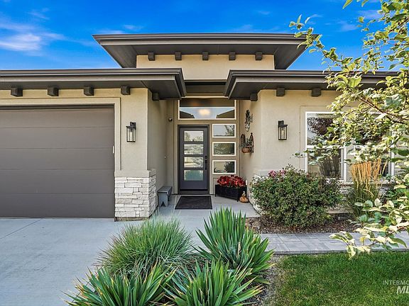 2nd image of 5553 S Snowshoe Pl