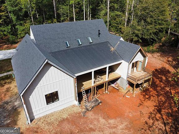 5th image of 7405 Nicholson Rd