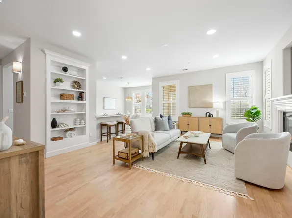 3651 Finnian Way, Dublin, CA 94568