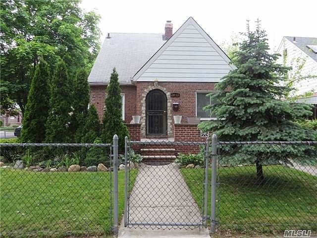 1st image of 23403 Seward Ave