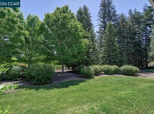 1417 Oakmont Dr APT 2, Walnut Creek, CA 94595