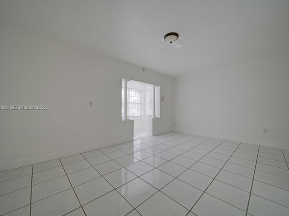 5th image of 1471 NW 93rd St