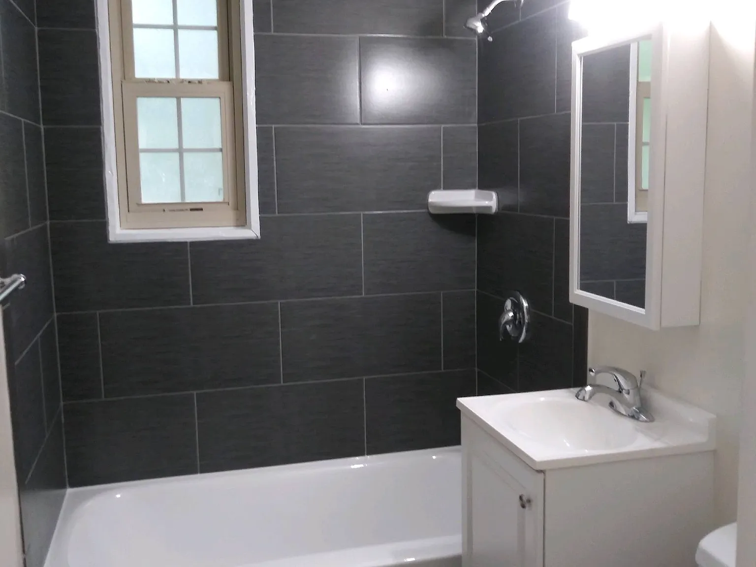 1 bed, 470 sqft, $1,455 — Photo 4