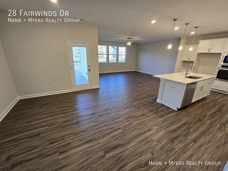 28 Fairwinds Dr — Photo 14